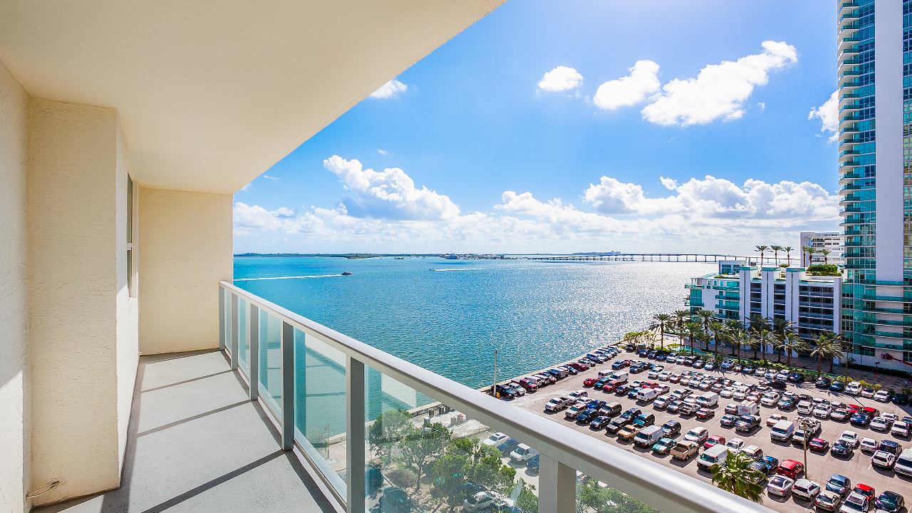 Mark-On-Brickell-#905-04
