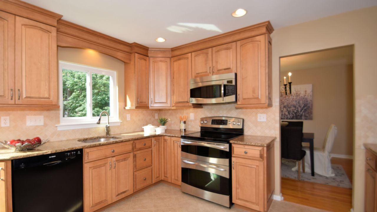 612 Mourning Dove Rd, Audubon, PA, 19403 Scene 3