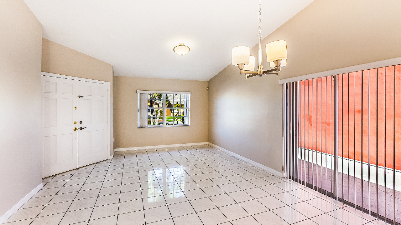15756-SW-76th-Ter-04