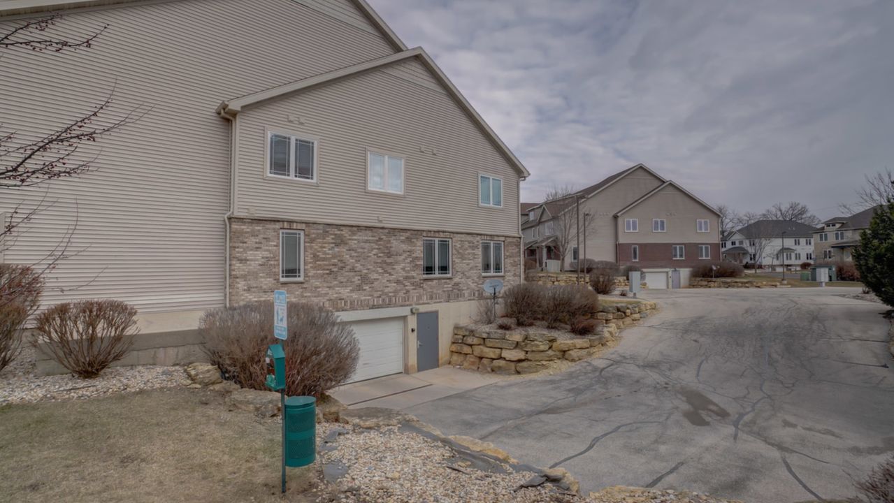 6720 Fairhaven Rd Unit 8 Madison-42