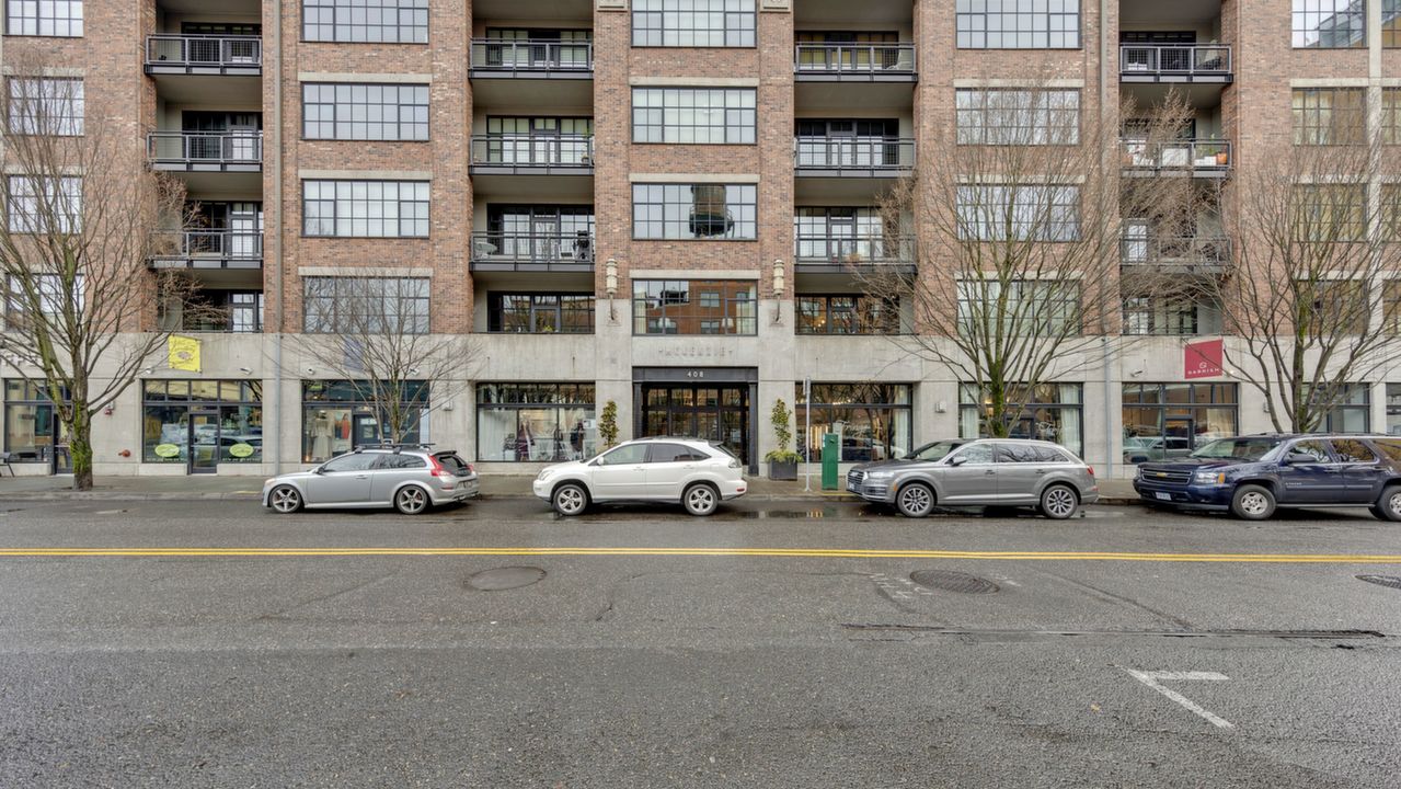 408 NW 12th Av #215, Portland, OR, 97209 Scene 1