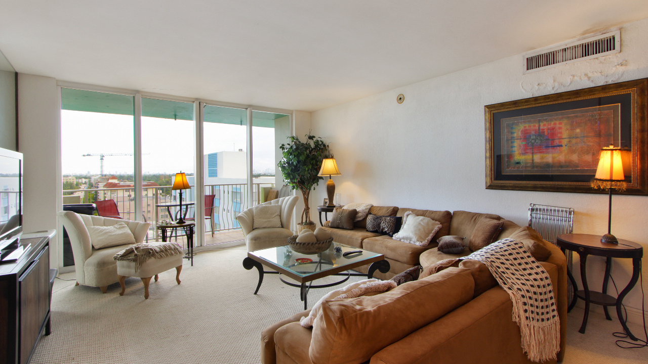 10350-W.-Bay-Harbor-Dr-PHN-17