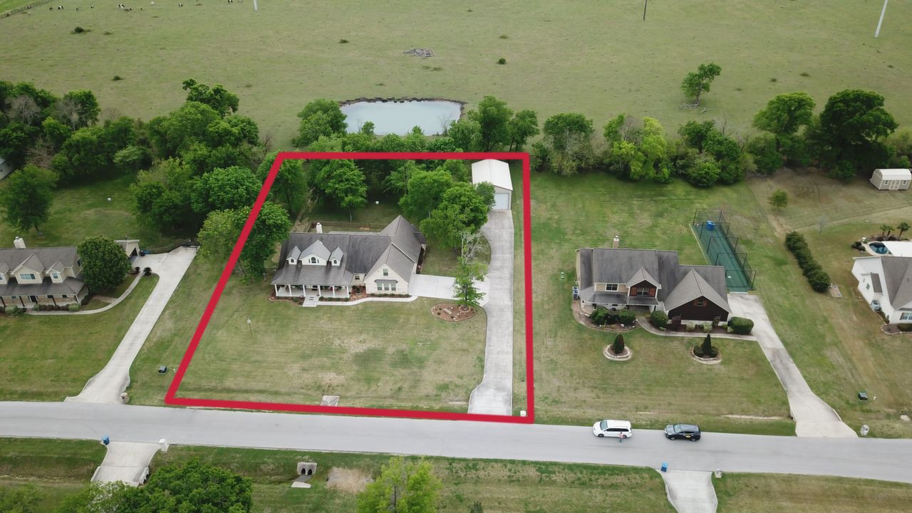 22133 Stone Creek aerial