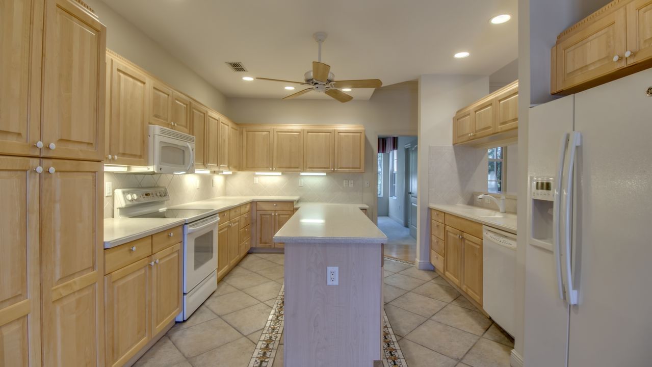 4795 Aston Gardens way, Naples, FL, 34109 Scene 1