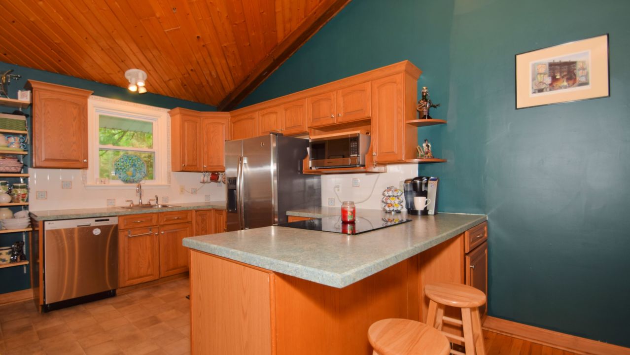 982 Spring City Rd, Phoenixville, PA, 19460 Scene 3