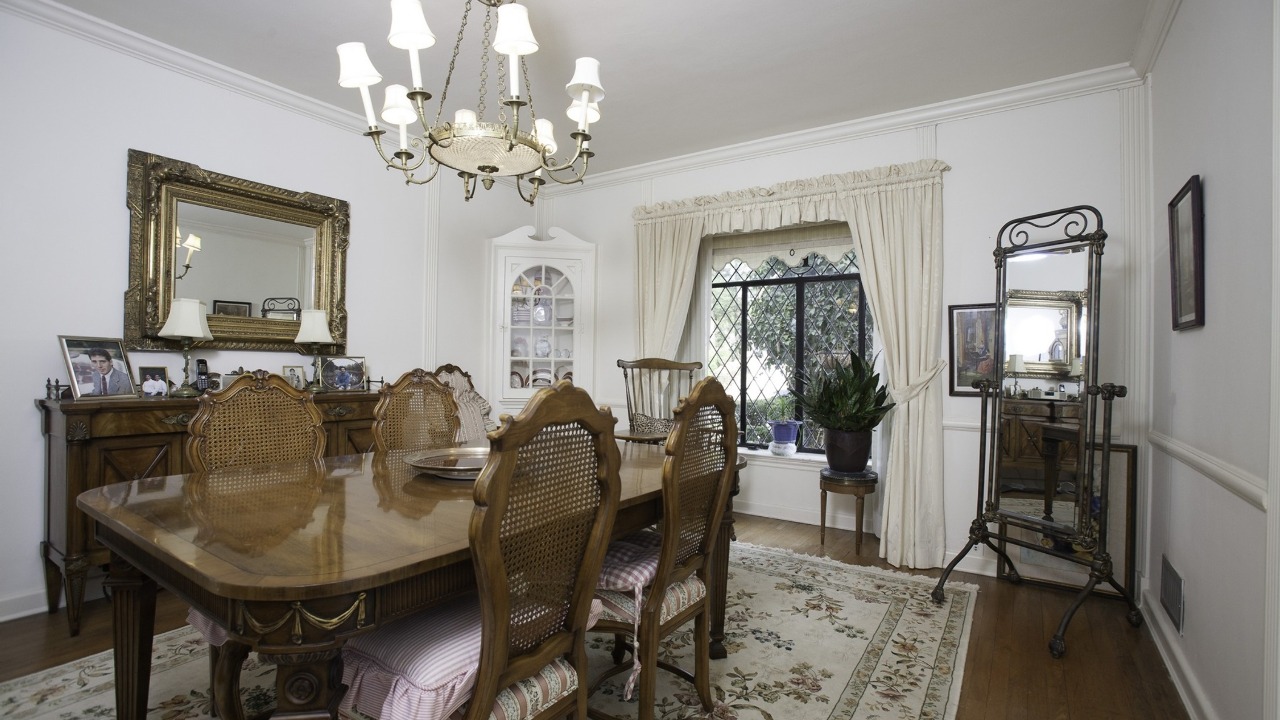 22 Strathmore Road, Great Neck, NY, 11023 Scene 3