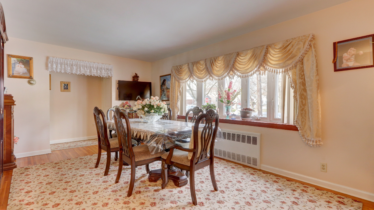 Living Room-Dining Room