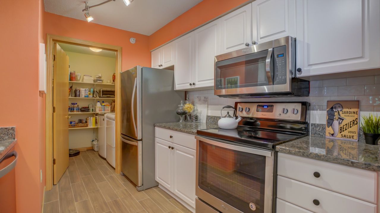 8510 Greenway Blvd #207 Middleton-38