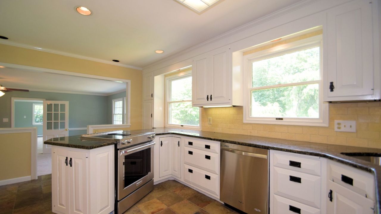 83 Winding Ln, Newtown, PA, 18940 Scene 3