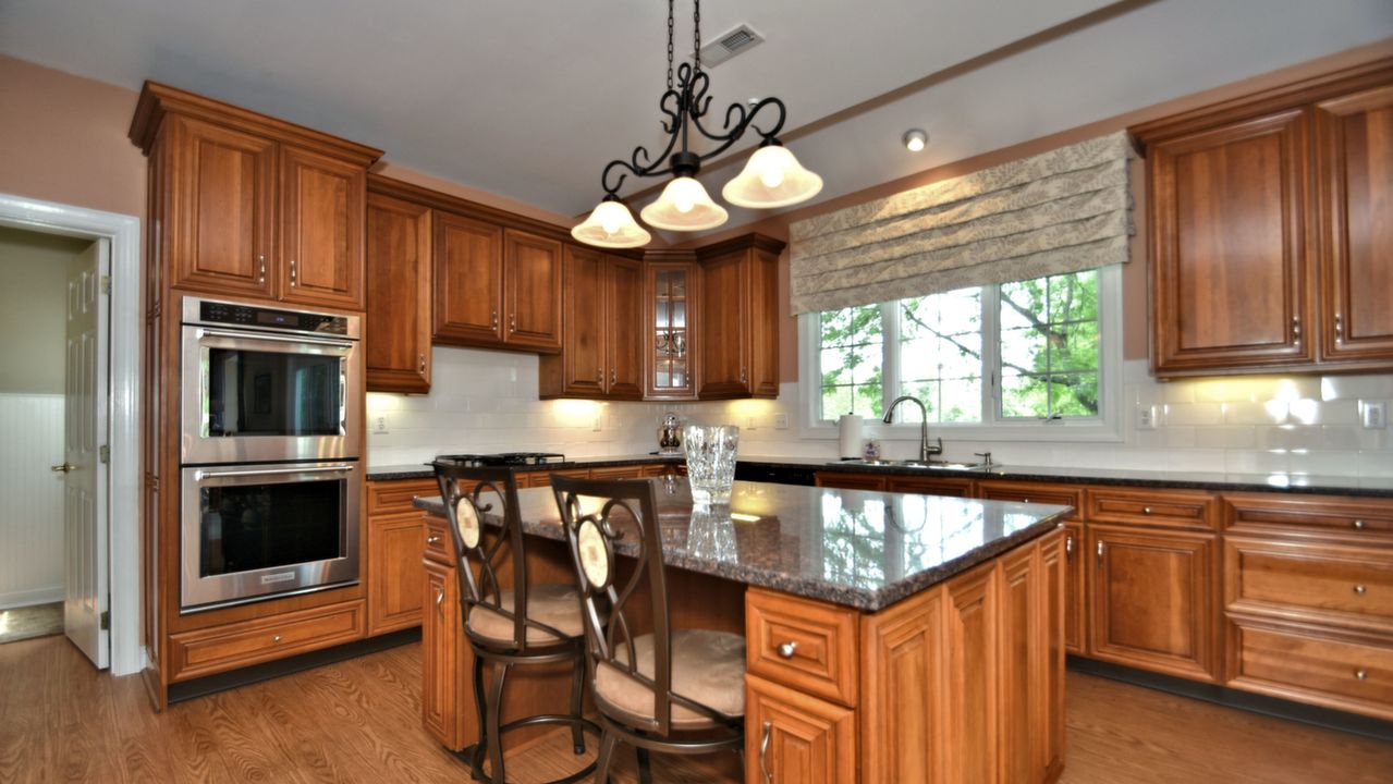 113 Fox Hill Dr, Newtown, PA, 18940 Scene 4