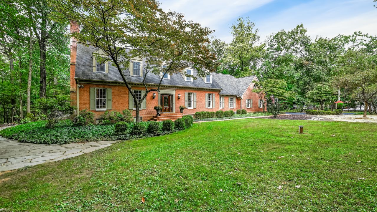 12216 Cleghorn Road-1