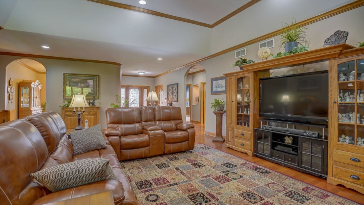 815 Woods Glen Court, DeForest-10