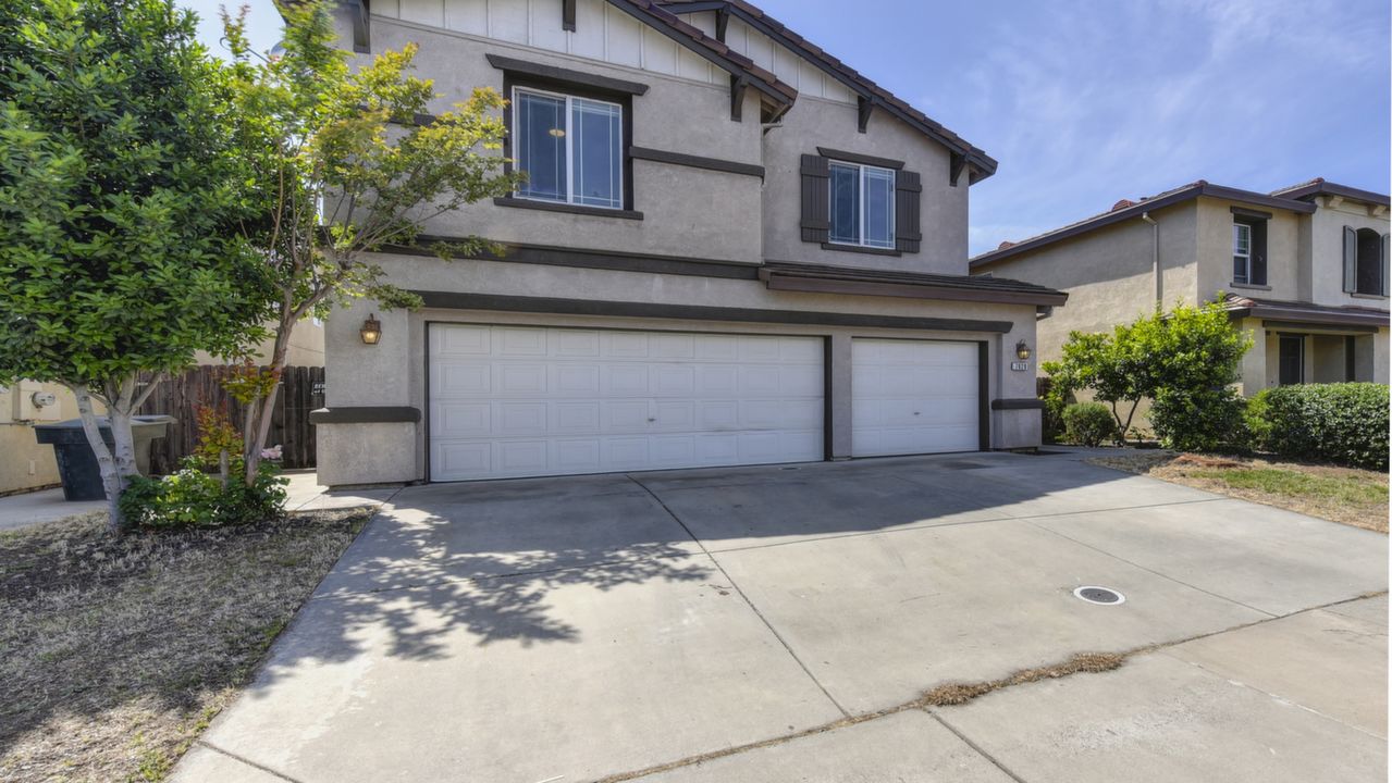 7628 Roosterfish Way, Sacramento, CA, 95828 Scene 2