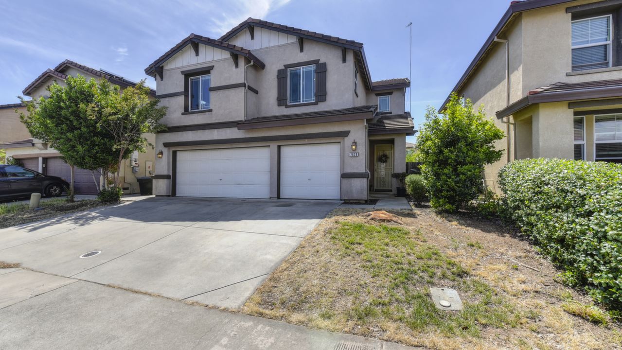 7628 Roosterfish Way, Sacramento, CA, 95828 Scene 3