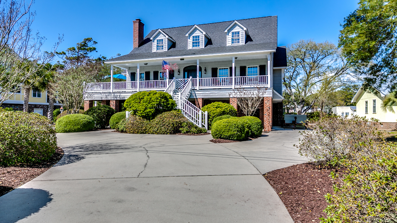 1401 N Hillside (50)