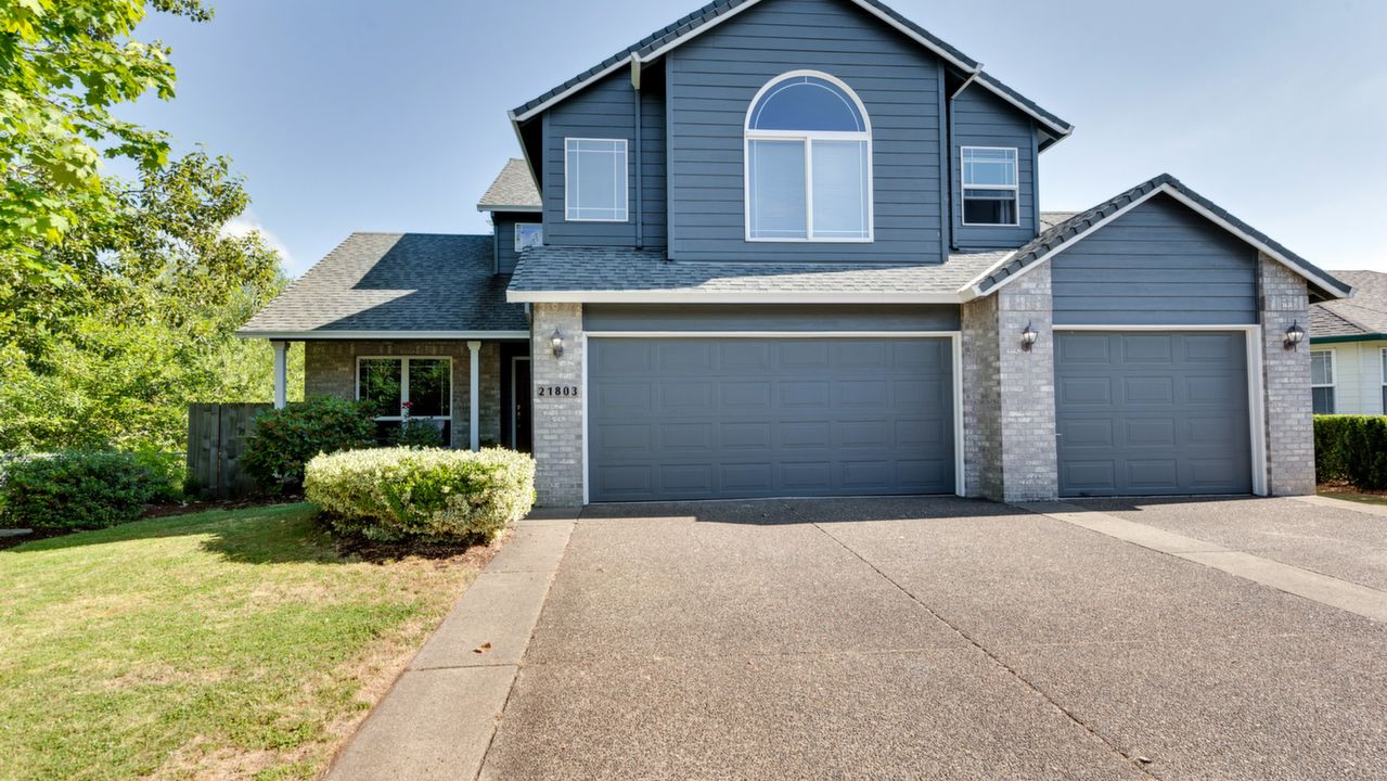 21803 NE Lachenview Ln, Fairview, OR, 97024 Scene 2