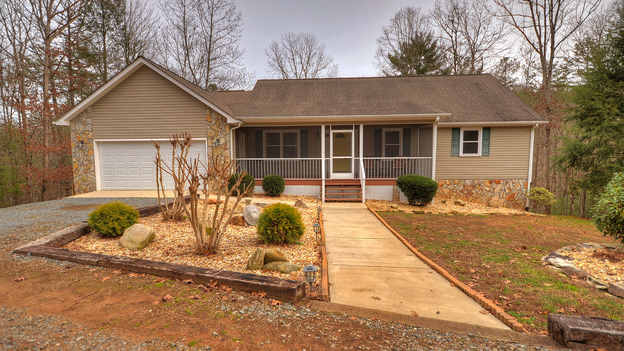 468 B M W Dr, Ellijay, GA, 30540 Scene 1