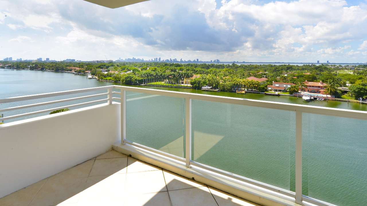 5600-Collins-#10P-04