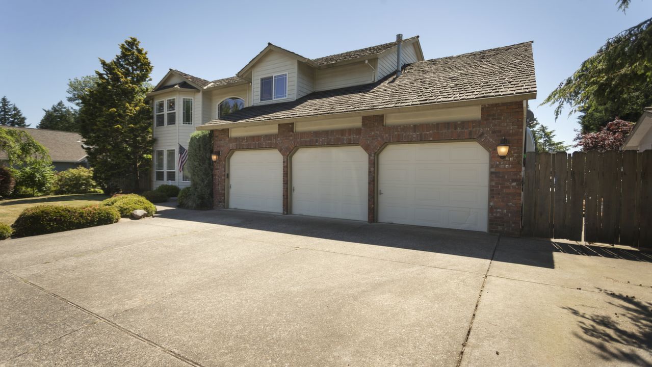 16244 SE Katie Ct.,, Portland, OR, 97267 Scene 4