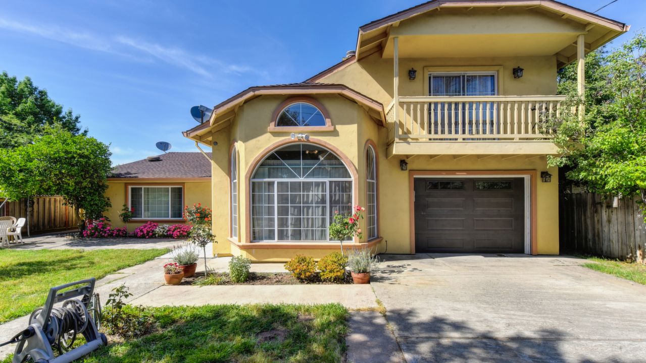 5043 North Ave., Carmichael, CA, 95608 Scene 3