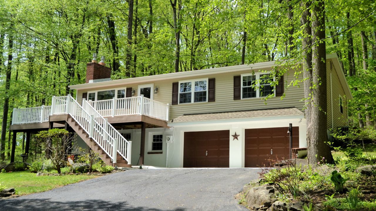 2459 Jones Rd, Pottstown, PA, 19465 Scene 1