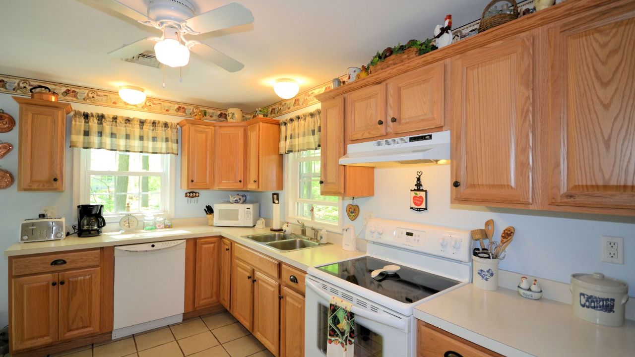 2459 Jones Rd, Pottstown, PA, 19465 Scene 2