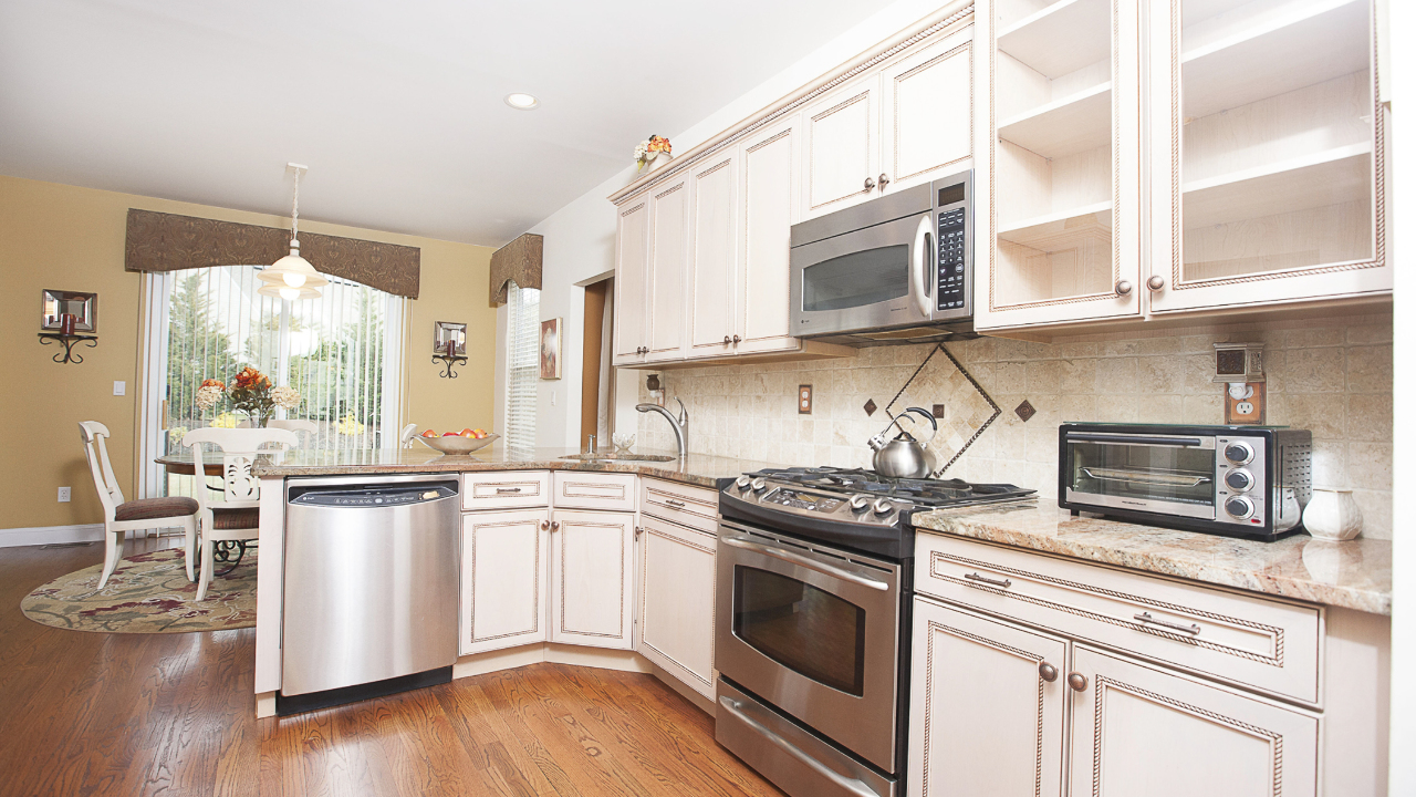 4 Joshua Ct, Wading River, NY, 11792 Scene 4