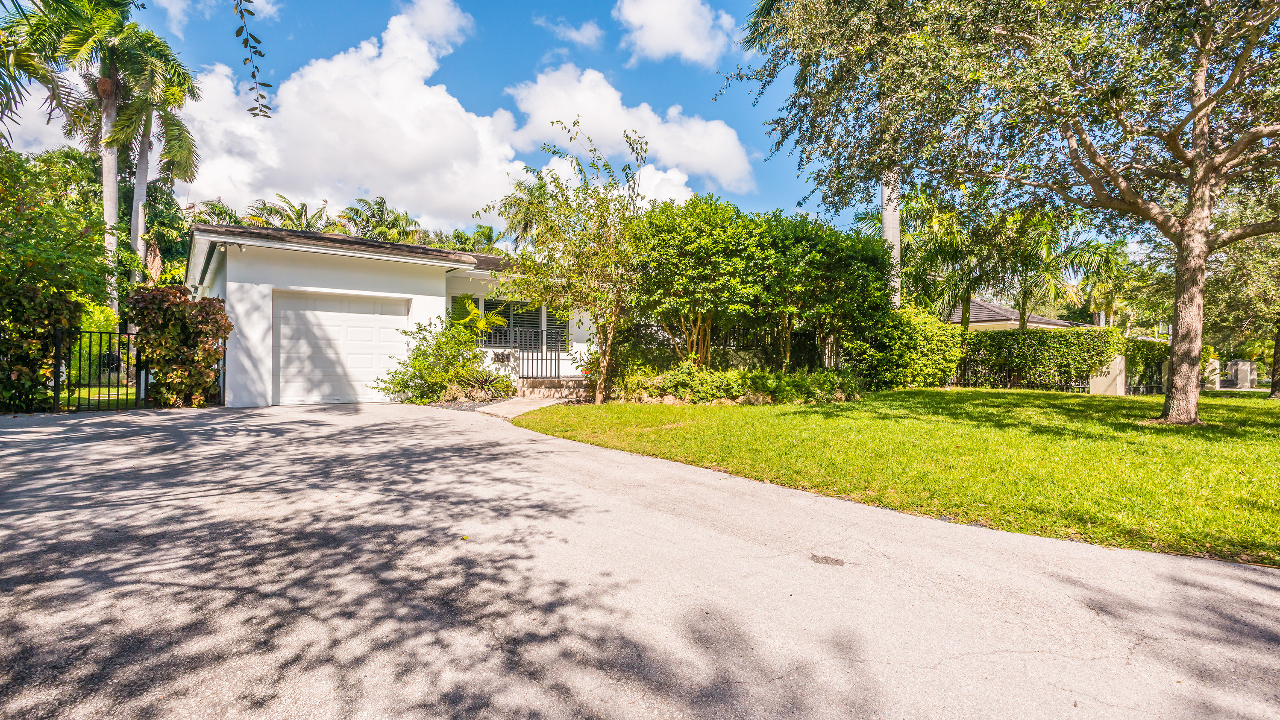 1229-Placetas-Ave-01