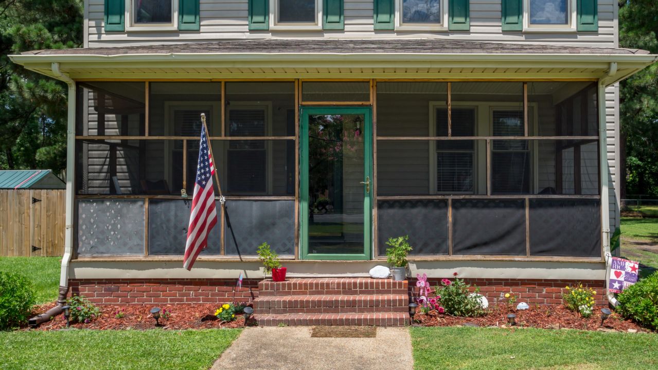 Screened In Porch