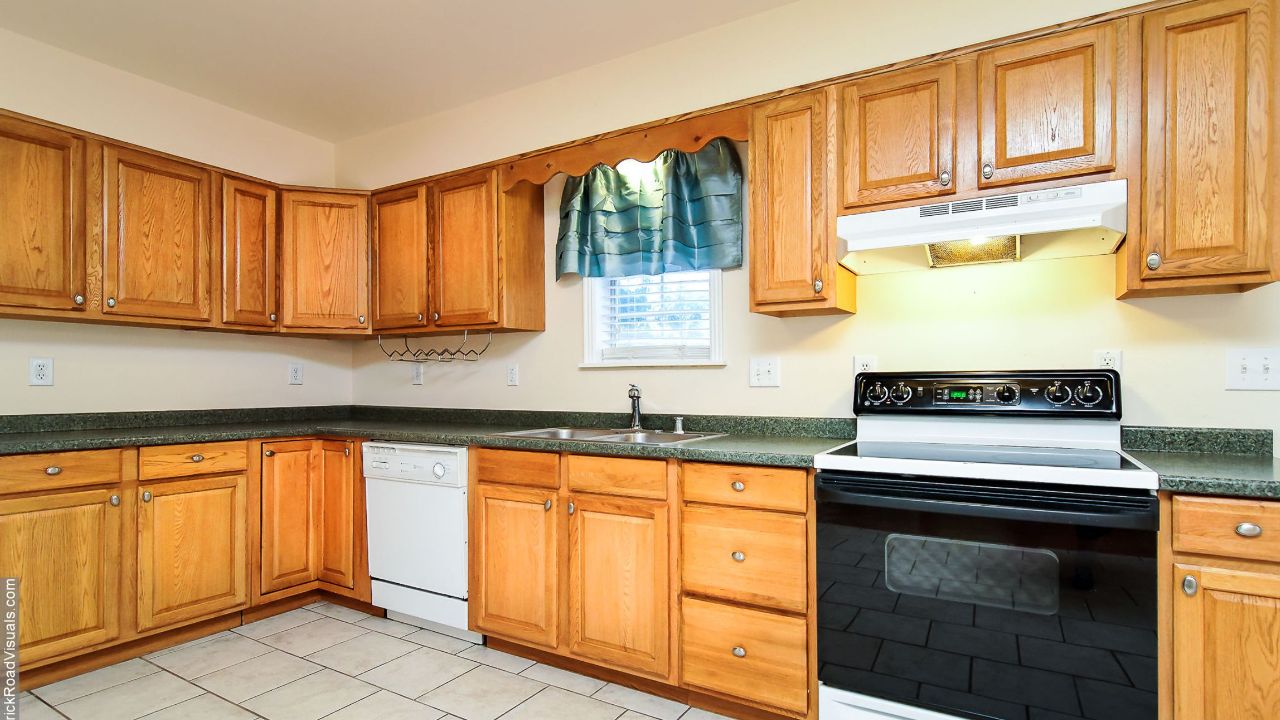 437 Greene St Pea Ridge, AR 72751, Pea Ridge, AR, 72751 Scene 3