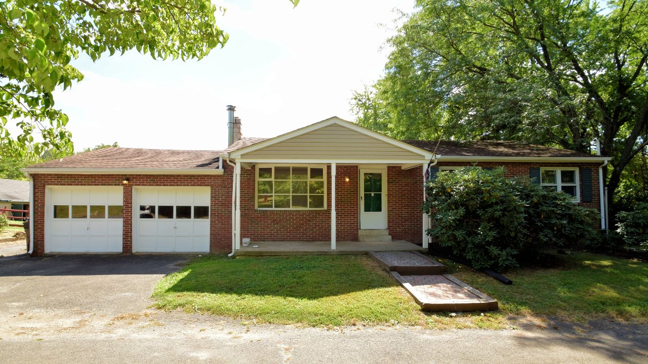 2561 Skippack Pike, Lansdale, PA, 19446 Scene 1