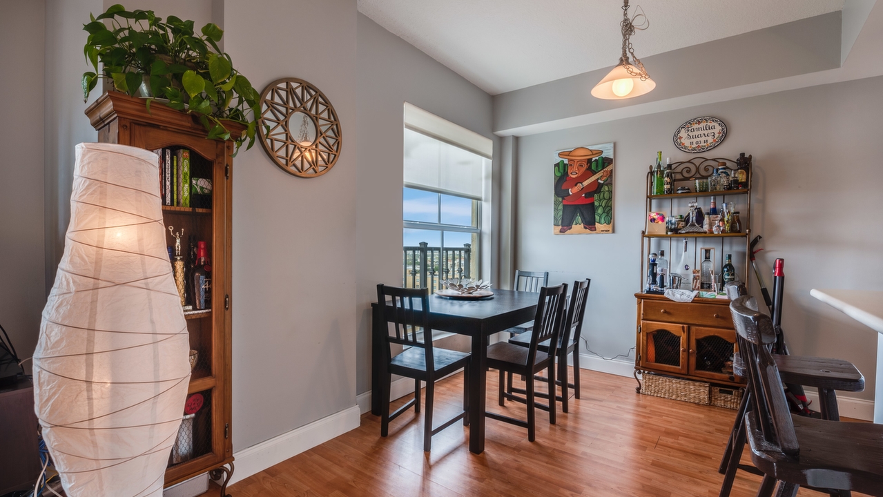 Gables-View-#1102-03