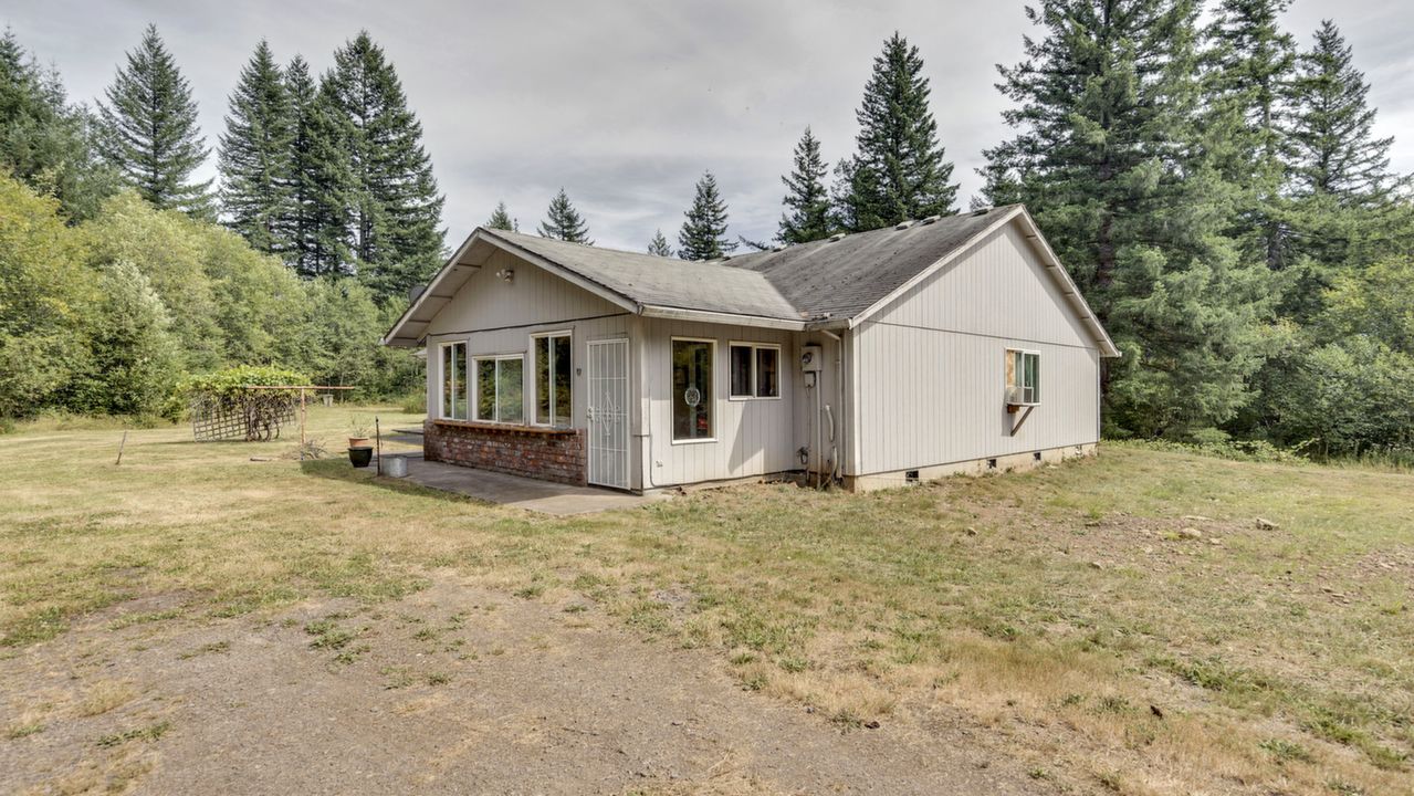 7827 NE Winters Rd, Camas, WA, 98607 Scene 1