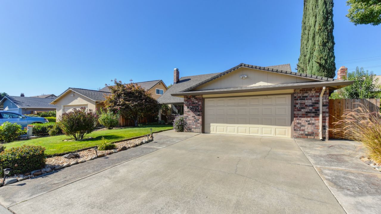 9029 Trujillo Way, Sacramento, CA, 95826 Scene 1