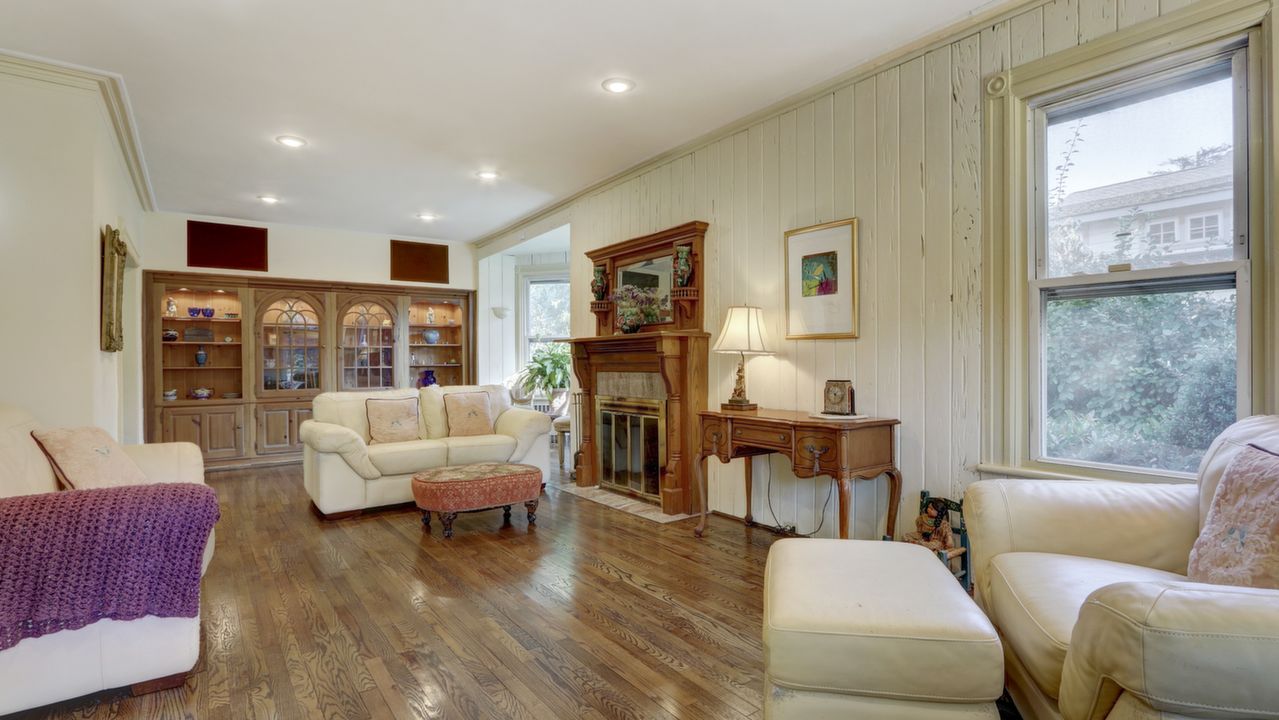 128 Ocean Ave, Woodmere, NY, 11598 Scene 4