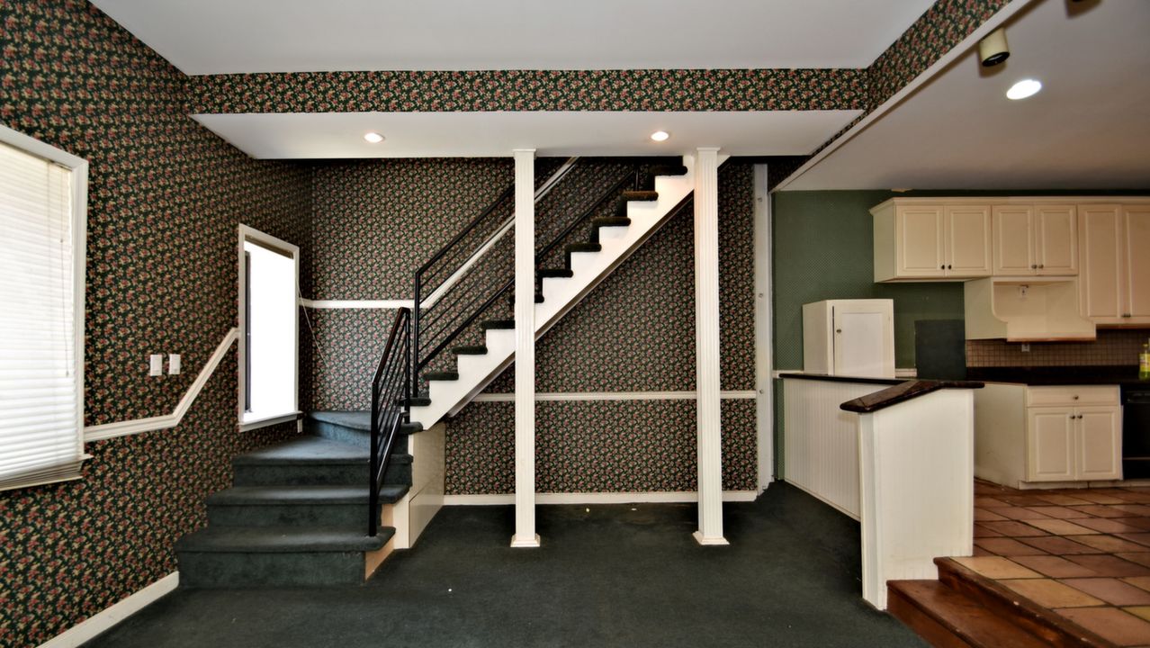 2656-2658 E Birch St, Philadelpjia, PA, 19134 Scene 3