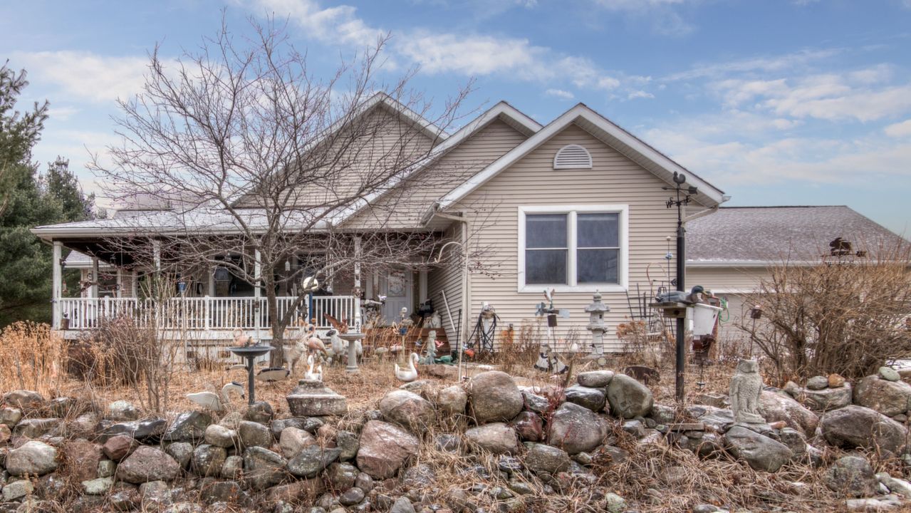 Call Nicole Dorwin @ (715) 279-4273