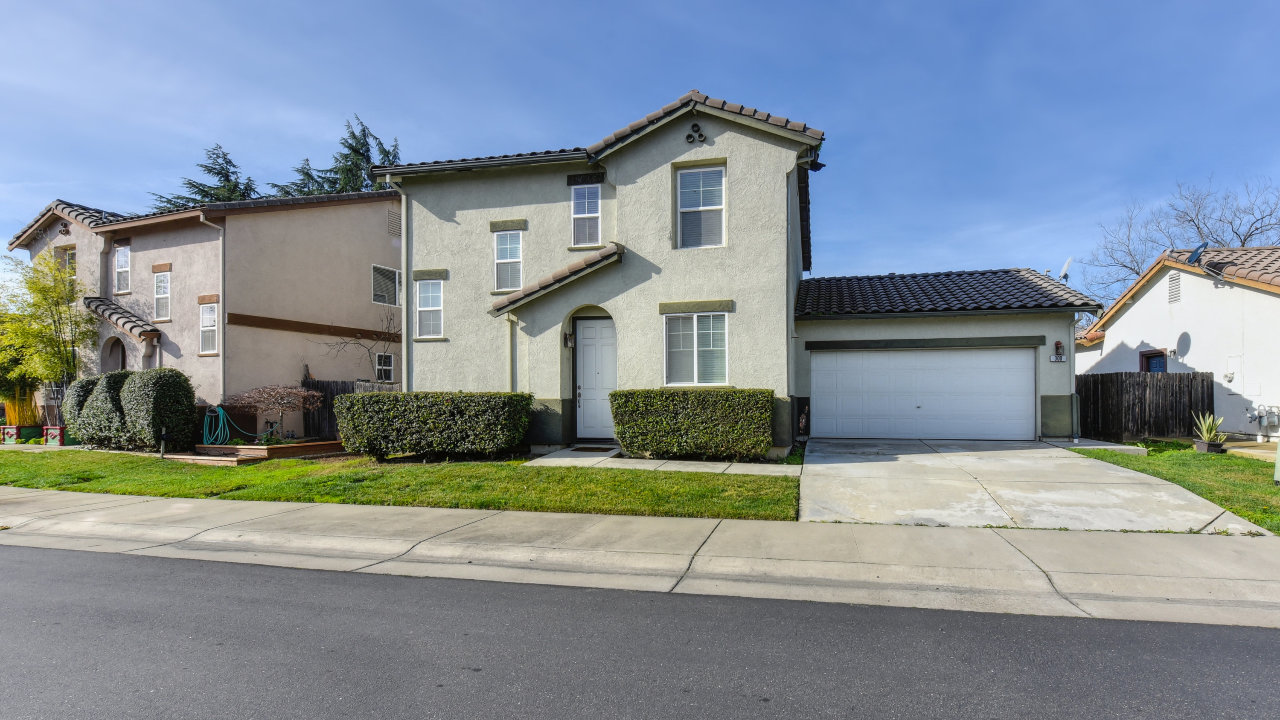 300 Sun Shower Circle, Sacramento, CA, 95823 Scene 2