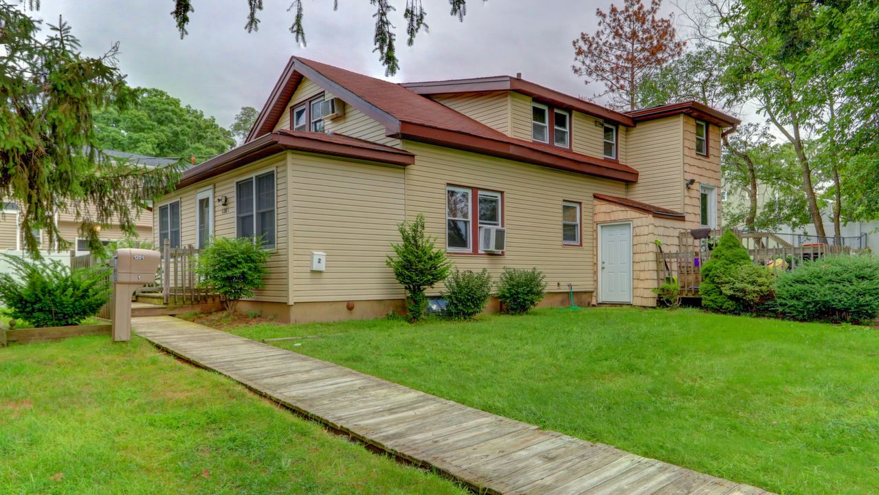 Front of House-Side View