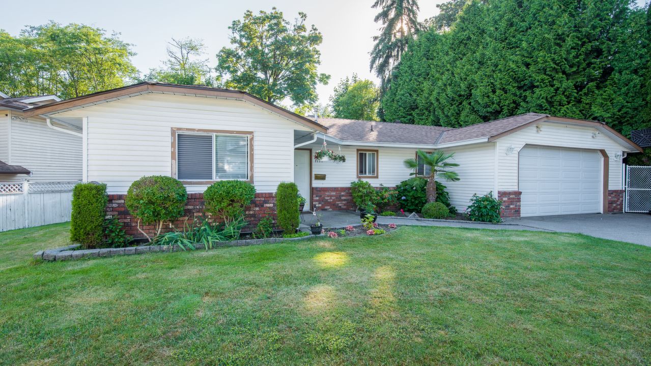 8695 147 St, Surrey, BC, V3S 6L9 Scene 1