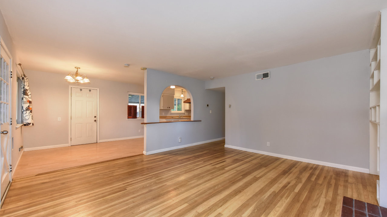 7493 Red Willow Street, Sacramento, CA, 95822 Scene 4