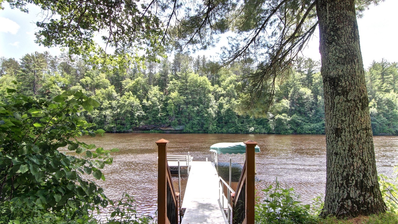 Call Annette (715) 828-3737