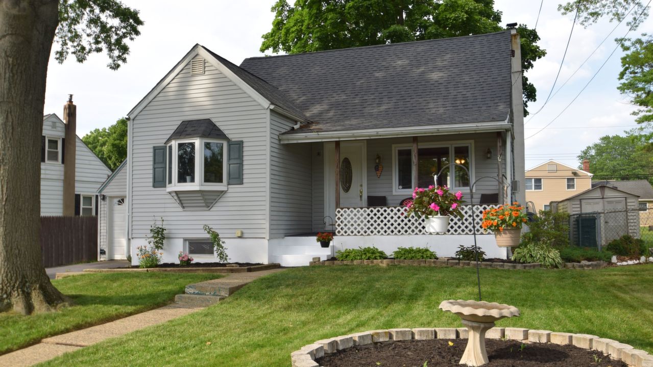 1307 Lakeview Dr, Lansdale, PA, 19446 Scene 1