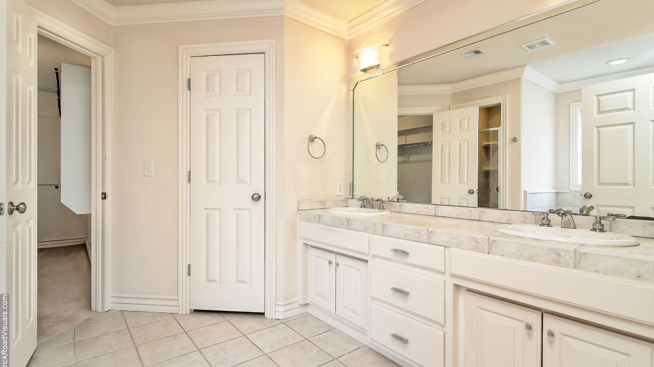 2455WorthigtonWay-16