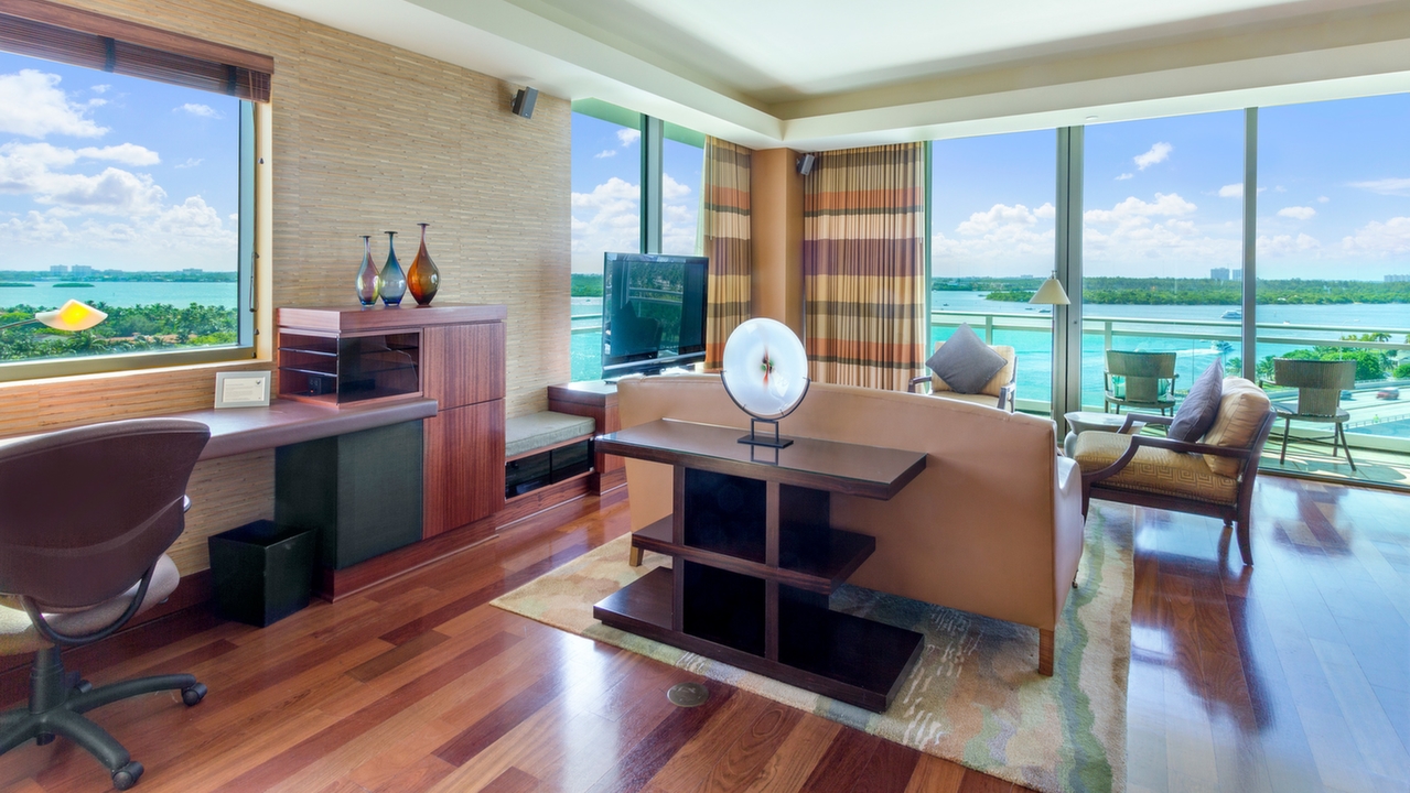 Ritz-Carlton-Bal-Harbour-01