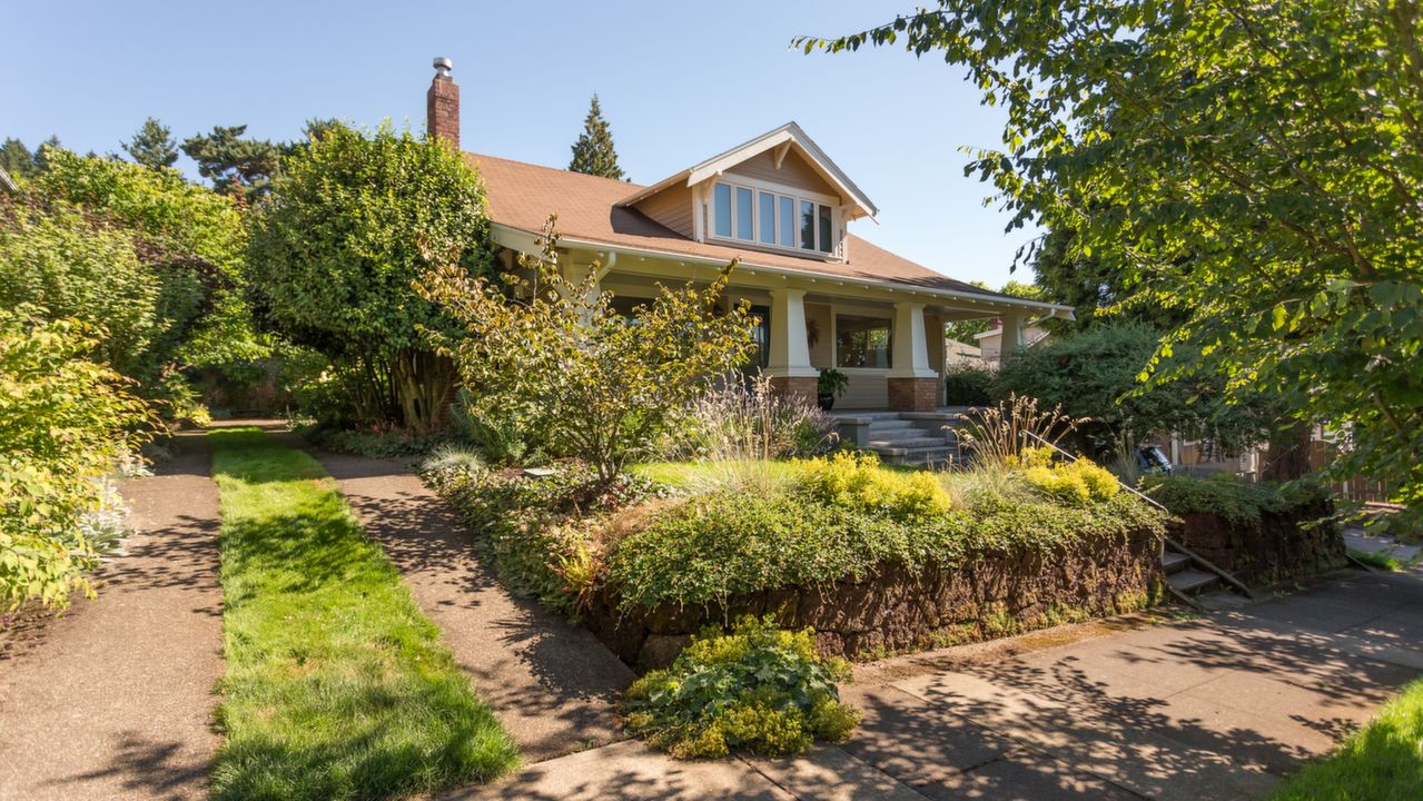 127 SW Hamilton St.,, Portland, OR, 97239 Scene 2