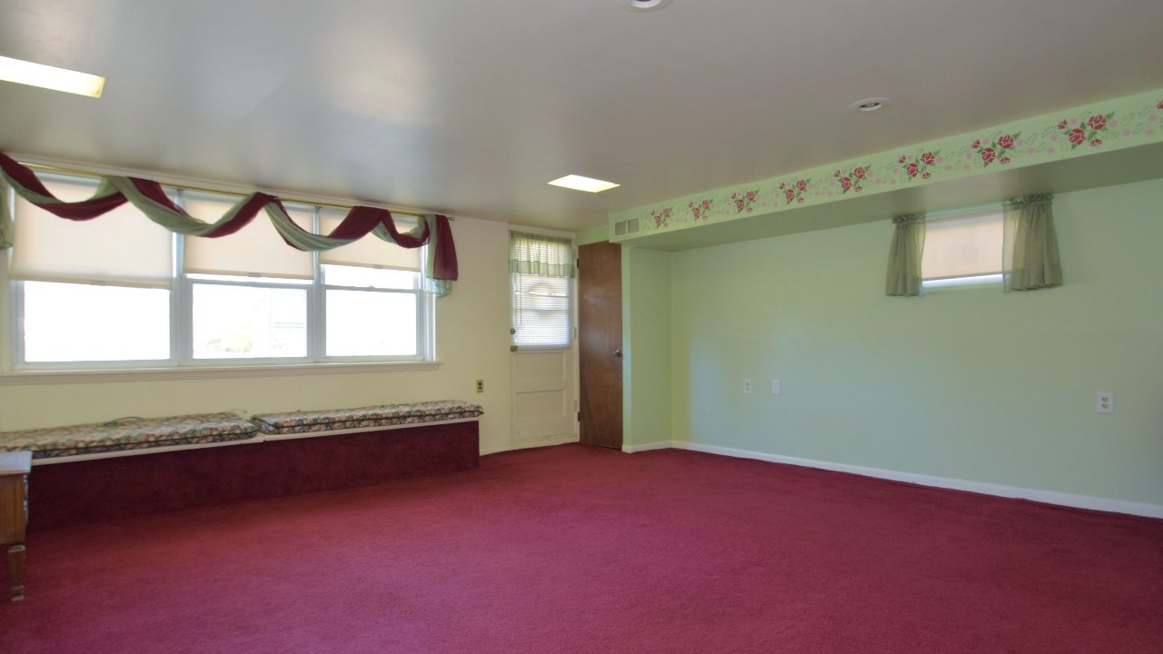 3126 Draper St, Philadelphia, PA, 19136 Scene 4