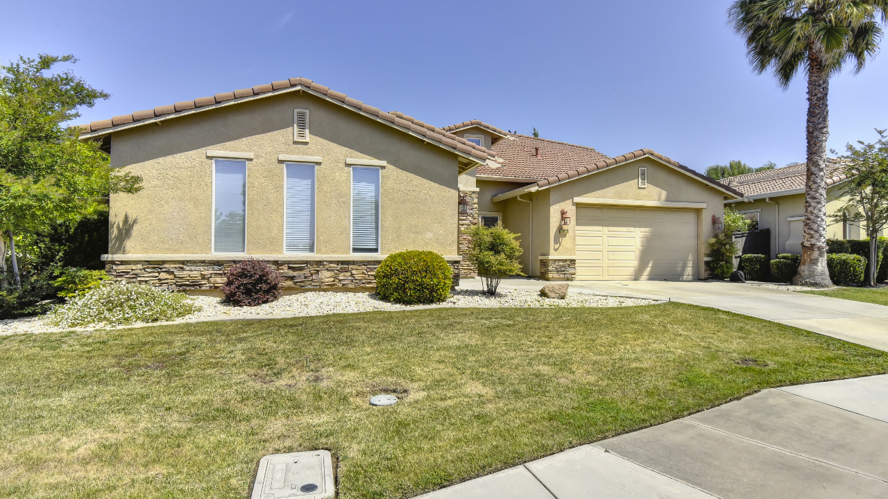 2863 Macon Drive, Sacramento, CA, 95835 Scene 3