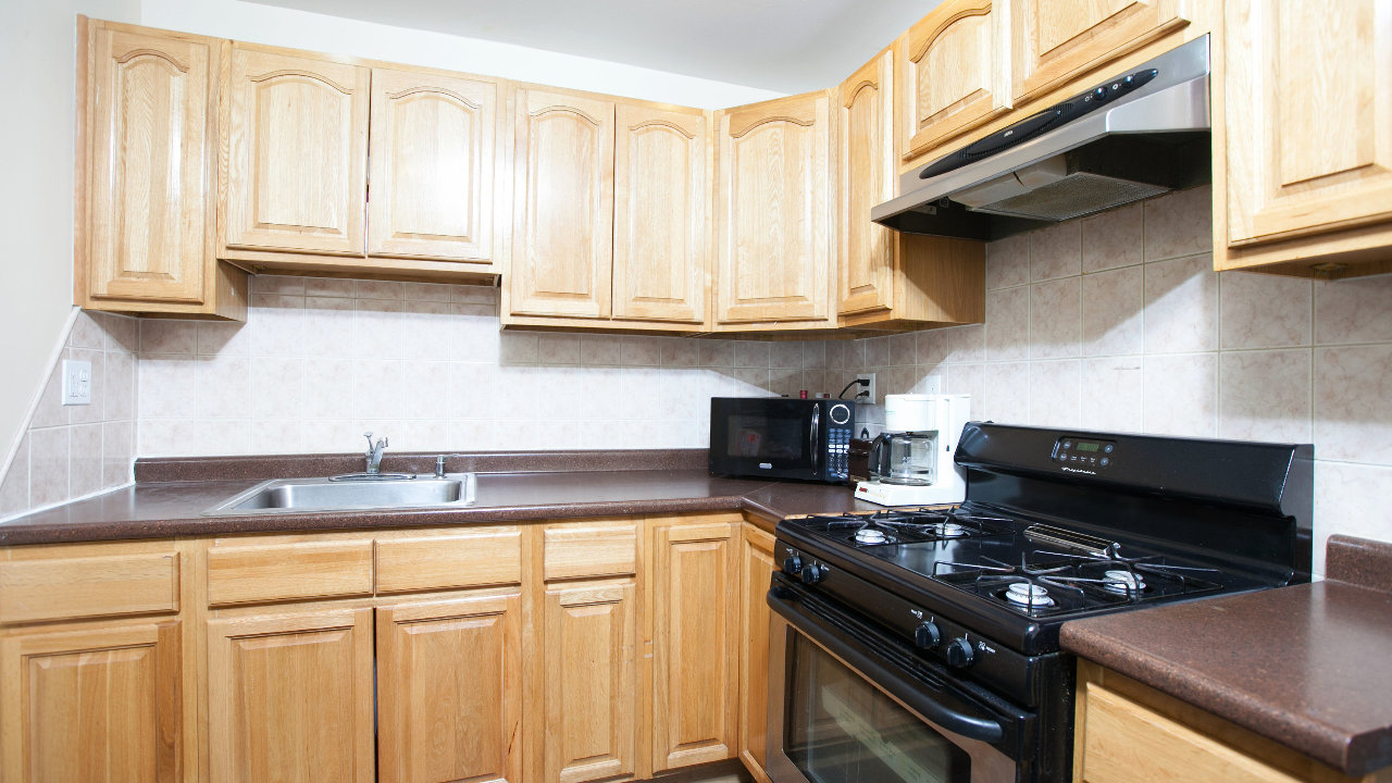 6424 60th Rd, Maspeth, NY, 11378 Scene 2