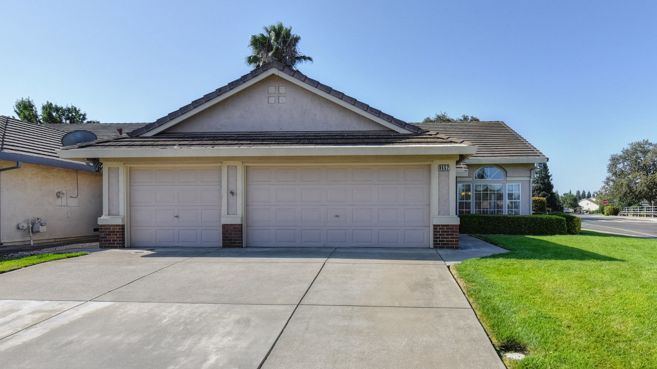 8652 Gossamer Way, Elk Grove, CA, 95624 Scene 1